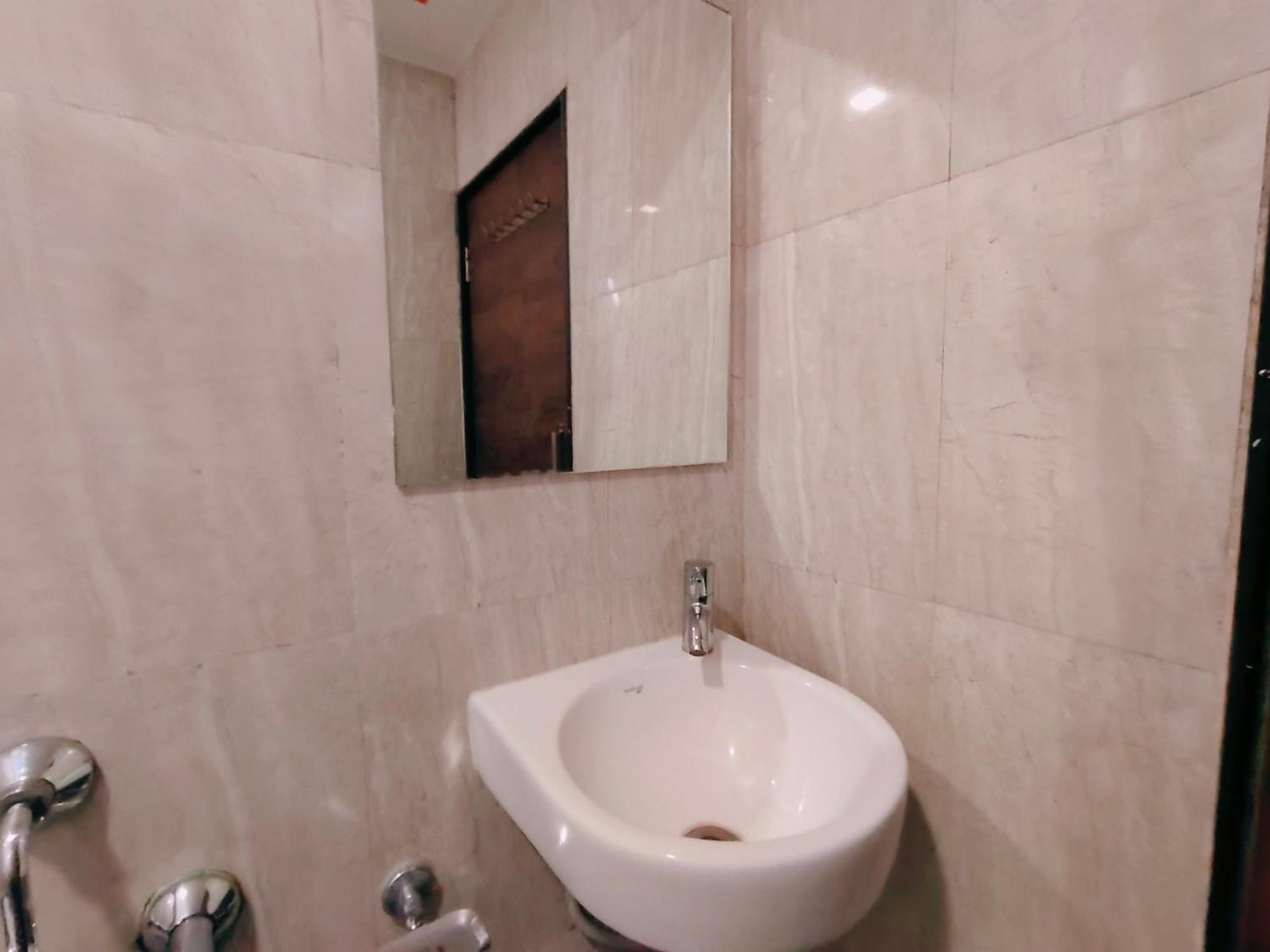 Hotel Pragati Inn Ahmednagar Kültér fotó